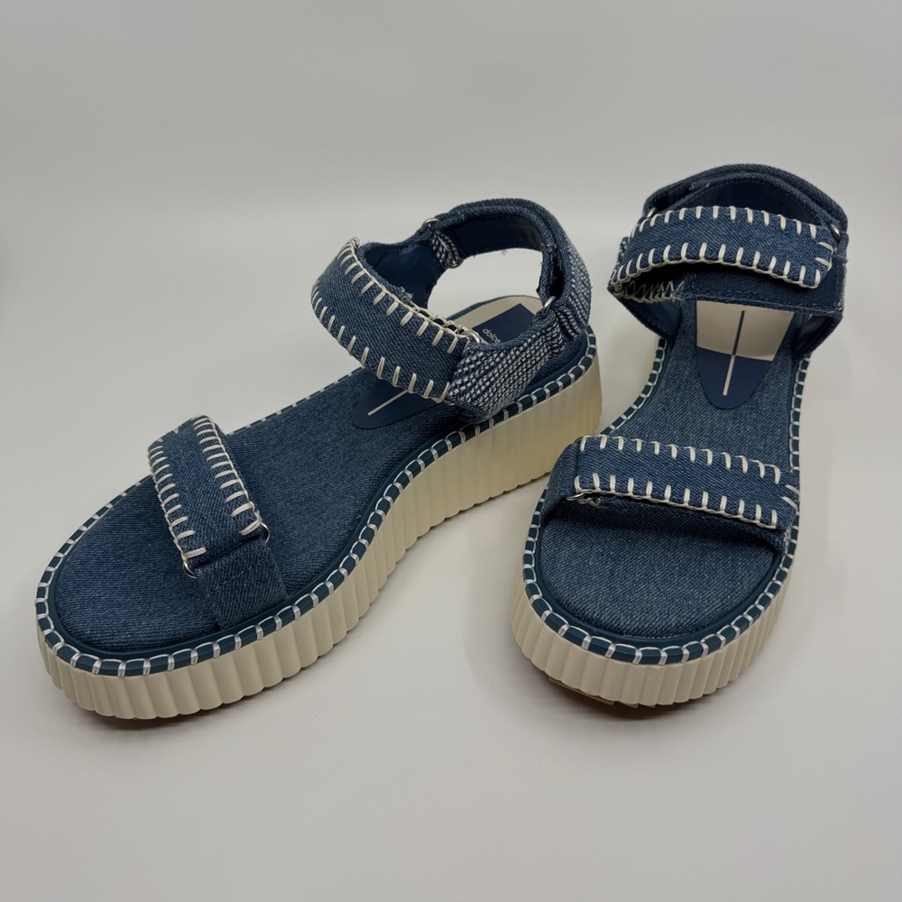 Dolce Vita Women’s Platform Denim Sandals Size 8.5 
Adjustable Straps Stitch